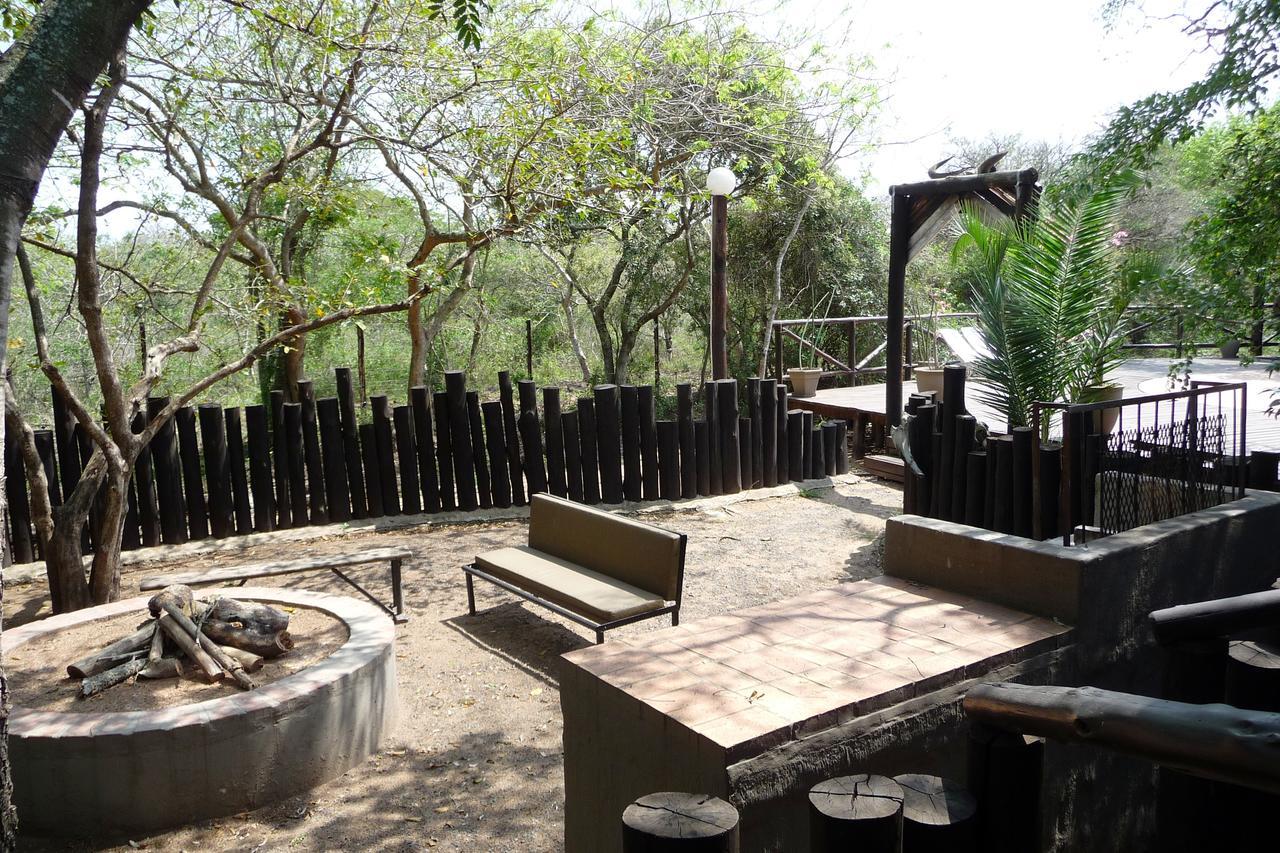 Isinkwe Bush Camp Villa Hluhluwe Esterno foto