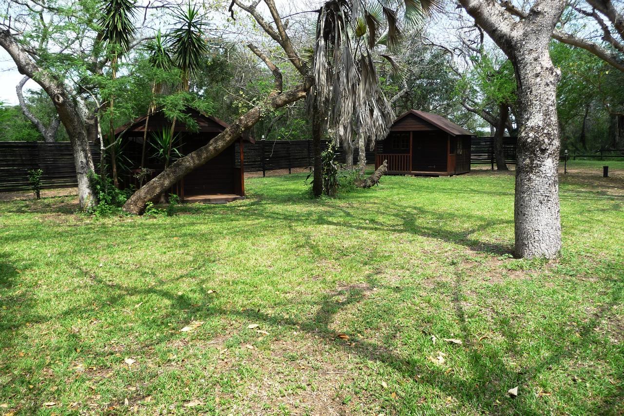 Isinkwe Bush Camp Villa Hluhluwe Esterno foto